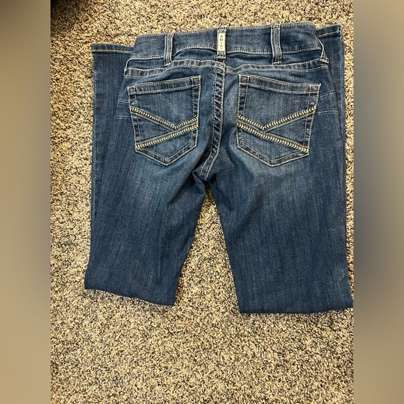 Wrangler and Ariat jeans different sizes only used 1 time - Picture 8 of 9